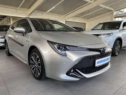 Precious silver Gebraucht 2020 Toyota Corolla Team Kombi | 22.800 € (Guter Preis)