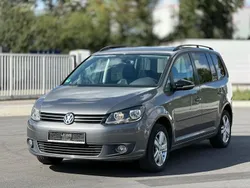 Grau Gebraucht 2012 VW Touran Match Van / Kleinbus | 4.500 € (Guter Preis)