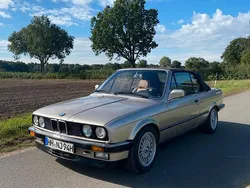 Beige Gebraucht 1992 BMW 320 Cabriolet Cabrio | 11.999 €