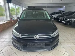 Schwarz Gebraucht 2019 VW Touran Join Van / Kleinbus | 21.900 € (Etwas zu teuer)