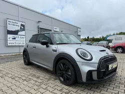 Silber Gebraucht 2024 Mini Cooper S Resolute Edition Kleinwagen | 29.980 € (Fairer Preis)