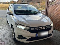Weiß Gebraucht 2023 Dacia Sandero Kleinwagen | 13.500 € (Guter Preis)