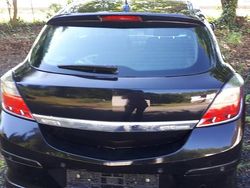 Schwarz Gebraucht 2007 Opel Astra Kleinwagen | 3.800 € (Teuer)