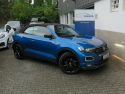 Blau Gebraucht 2020 VW T-Roc Cabriolet R-line Cabrio | 23.690 € (Fairer Preis)