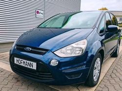 Blau Gebraucht 2011 Ford S-MAX S Van / Kleinbus | 6.190 € (Guter Preis)