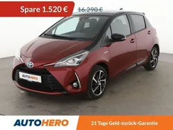 Rot Gebraucht 2018 Toyota Yaris Hybrid Style Limousine | 14.770 € (Guter Preis)