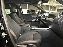 Schwarz / nachtschwarz Gebraucht 2025 Mercedes GLB180 Progressive SUV | 42.990 € (Fairer Preis)