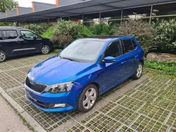 Blau Gebraucht 2016 Skoda Fabia Style Limousine | 11.300 € (Fairer Preis)