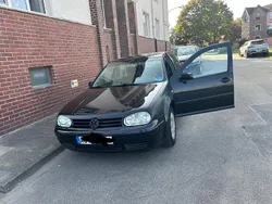 Schwarz Gebraucht 2001 VW Golf IV Limousine | 1.550 € (Fairer Preis)