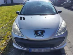 Silber Gebraucht 2010 Peugeot 206 Kleinwagen | 2.099 € (Guter Preis)