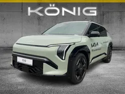 Grün Gebraucht 2024 Kia EV3 4 SUV | 41.990 € (Guter Preis)