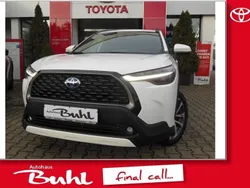 Weiß Neu 2024 Toyota Corolla Cross Team SUV | 35.572 € (Guter Preis)