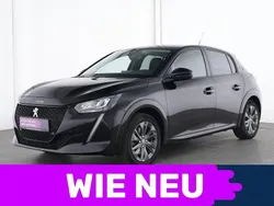 Schwarz Gebraucht 2023 Peugeot e-208 Allure Kleinwagen | 17.699 € (Guter Preis)