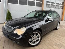 Schwarz Gebraucht 2003 Mercedes C180 Classic Kombi | 2.799 € (Fairer Preis)