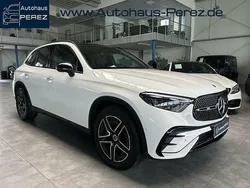 Gebraucht 2024 Mercedes 200 AMG Line Premium Plus SUV | 57.990 €