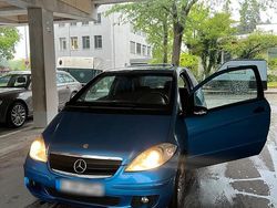 Blau Gebraucht 2006 Mercedes A180 Kleinwagen | 1.500 € (Etwas zu teuer)