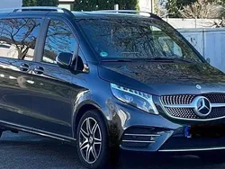 Grau Gebraucht 2023 Mercedes V300 AMG Van / Kleinbus | 66.100 € (Etwas zu teuer)