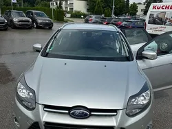 Silber Gebraucht 2011 Ford Focus Titanium Kombi | 3.990 € (Superpreis)