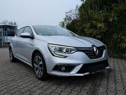 Silber Gebraucht 2017 Renault Mégane IV Bose Edition Limousine | 10.490 € (Guter Preis)