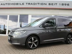 Grau Gebraucht 2021 VW Caddy Move Van / Kleinbus | 27.880 € (Fairer Preis)