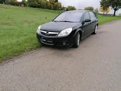 Schwarz Gebraucht 2006 Opel Signum OPC Kombi | 4.000 €