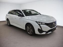 Weiß Gebraucht 2024 Peugeot 308 SW Allure Kombi | 23.594 €