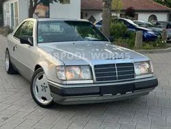 Grau Gebraucht 1989 Mercedes E300 Coupé | 8.990 €