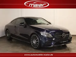 Blau Gebraucht 2024 Mercedes C220 AMG Coupé | 33.600 € (Etwas zu teuer)