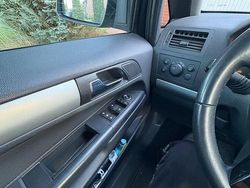 Silber Gebraucht 2008 Opel Zafira Cosmo Van / Kleinbus | 3.200 € (Fairer Preis)