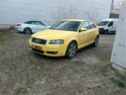 Gelb Gebraucht 2004 Audi A3 Coupé | 1.800 €