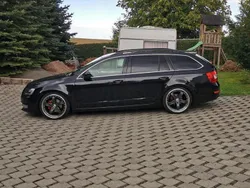 Schwarz Gebraucht 2014 Skoda Octavia Kombi | 11.999 € (Fairer Preis)