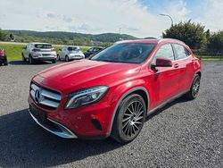 Rot Gebraucht 2015 Mercedes GLA180 SUV | 15.990 € (Guter Preis)