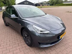 Grau Gebraucht 2019 Tesla Model 3 Long Range Limousine | 22.900 € (Guter Preis)