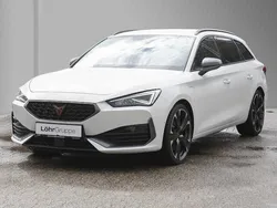 Candy weiss Gebraucht 2023 Cupra Leon VZ Kombi | 28.980 € (Fairer Preis)