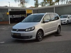 Silber Gebraucht 2011 VW Touran Highline Van / Kleinbus | 13.440 € (Teuer)