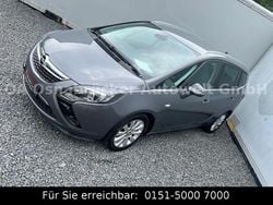 Grau Gebraucht 2016 Opel Zafira Van / Kleinbus | 15.990 € (Etwas zu teuer)