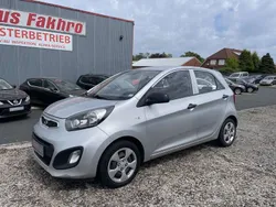 (3d) bright silver Gebraucht 2012 Kia Picanto Attract Kleinwagen | 4.500 € (Fairer Preis)