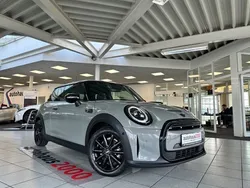 Gebraucht 2022 Mini Cooper S Essential Kleinwagen | 16.950 € (Guter Preis)