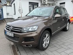 Braun Gebraucht 2011 VW Touareg SUV | 18.980 € (Teuer)