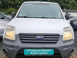 Weiß Gebraucht 2009 Ford Tourneo Connect Van / Kleinbus | 3.990 € (Etwas zu teuer)