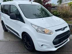 Weiß Gebraucht 2015 Ford Tourneo Connect Trend Van / Kleinbus | 10.999 € (Etwas zu teuer)