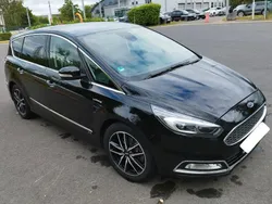 Schwarz Gebraucht 2019 Ford S-MAX Vignale Van / Kleinbus | 28.450 € (Fairer Preis)