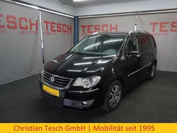 Schwarz Gebraucht 2009 VW Touran Highline Van / Kleinbus | 6.990 € (Teuer)
