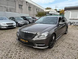 Grau Gebraucht 2012 Mercedes E250 AMG line Kombi | 14.400 € (Fairer Preis)