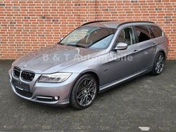 Grau Gebraucht 2011 BMW 318 Lifestyle Kombi | 4.890 € (Fairer Preis)