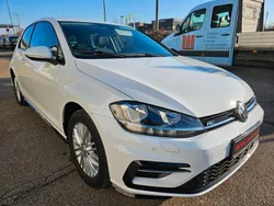 Weiß Gebraucht 2018 VW Golf VII Join Limousine | 14.500 € (Guter Preis)