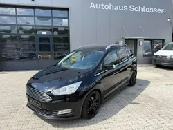 Pantherschwarz metallic Gebraucht 2015 Ford Grand C-Max Titanium Van / Kleinbus | 10.299 € (Fairer Preis)