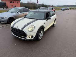 Weiß Gebraucht 2016 Mini Cooper Clubman Kombi | 7.290 € (Guter Preis)