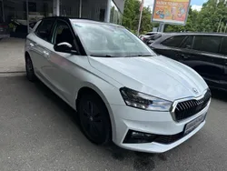 Weiß Gebraucht 2023 Skoda Fabia Style Limousine | 17.100 € (Fairer Preis)