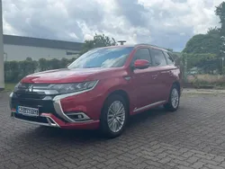 Rot Gebraucht 2020 Mitsubishi Outlander Spirit SUV | 24.450 € (Fairer Preis)